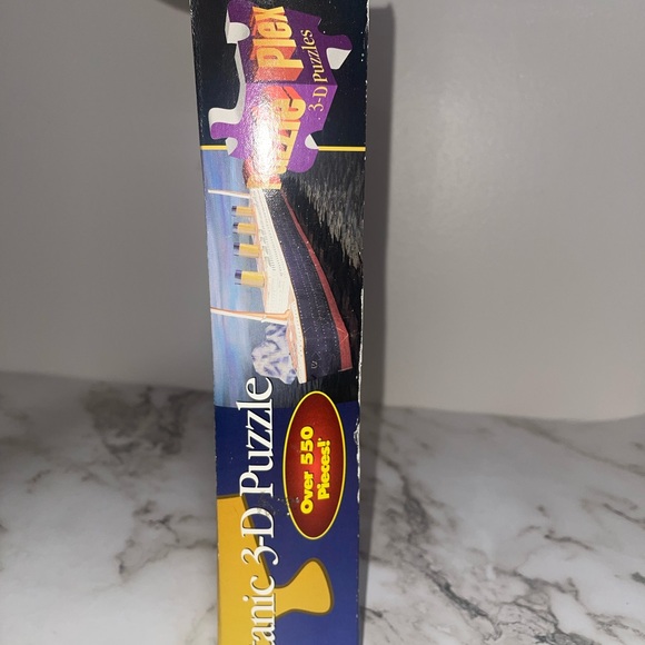 Titanic 3-D Puzzle - Picture 3 of 5